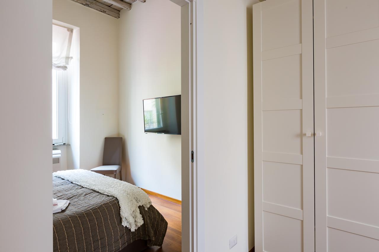 Ferienwohnung The Royal Story Rom Exterior foto