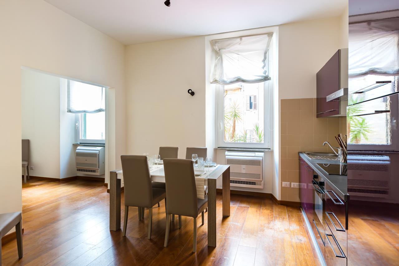 Ferienwohnung The Royal Story Rom Exterior foto