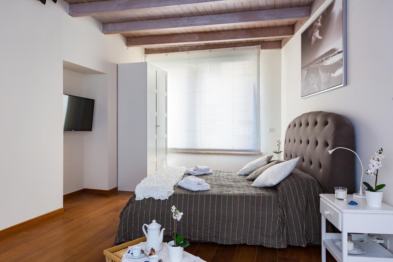 Ferienwohnung The Royal Story Rom Exterior foto